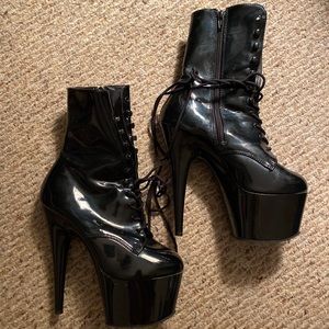 Pleaser boots size 8